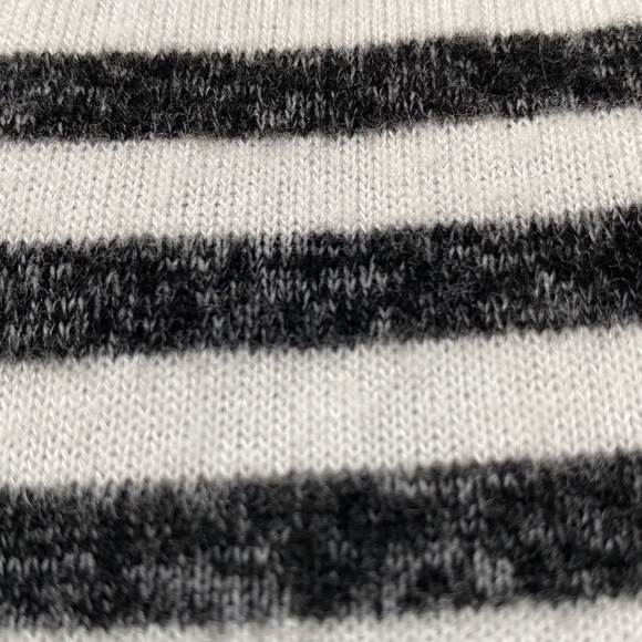 Spring Haze Hacci Dolman Striped Top 💗 White & Black - Picture 10 of 12